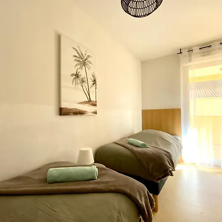 Hébergement de vacances C10 Les Naiades- 2 Bedrooms For 6 People !
