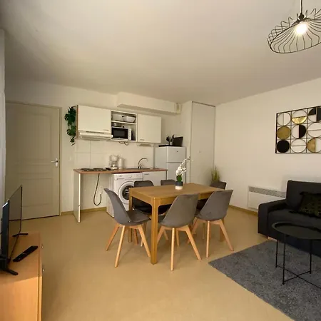 Hébergement de vacances C10 Les Naiades- 2 Bedrooms For 6 People !