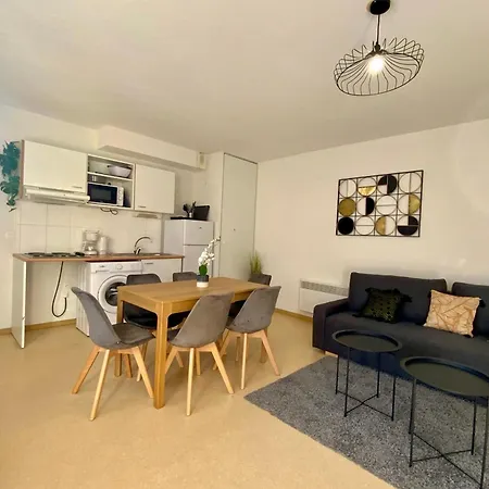Hébergement de vacances C10 Les Naiades- 2 Bedrooms For 6 People !